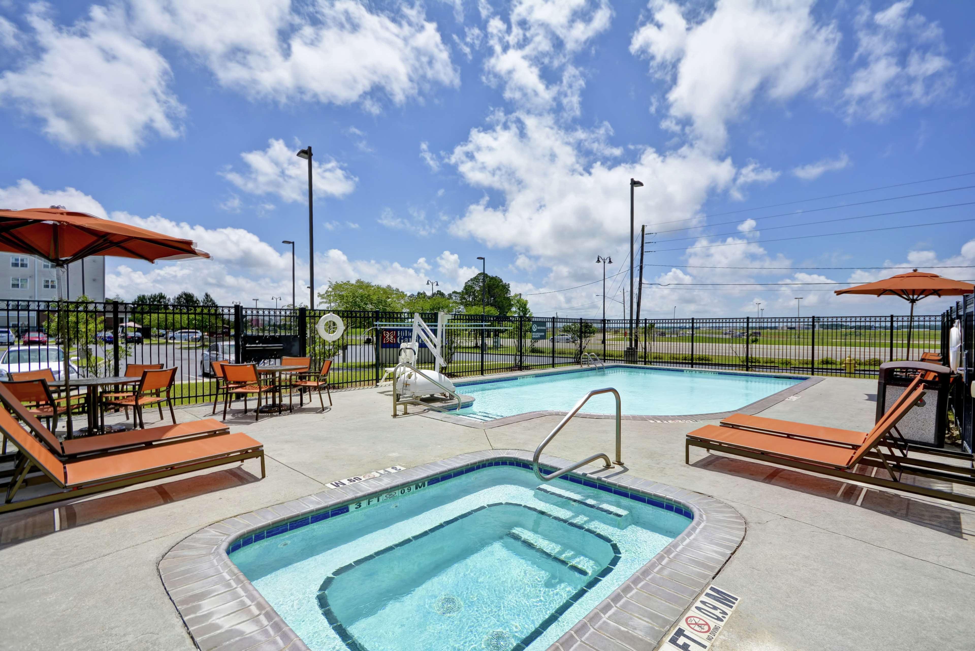 Hilton Garden Inn Gulfport - Biloxi Airport Exterior photo